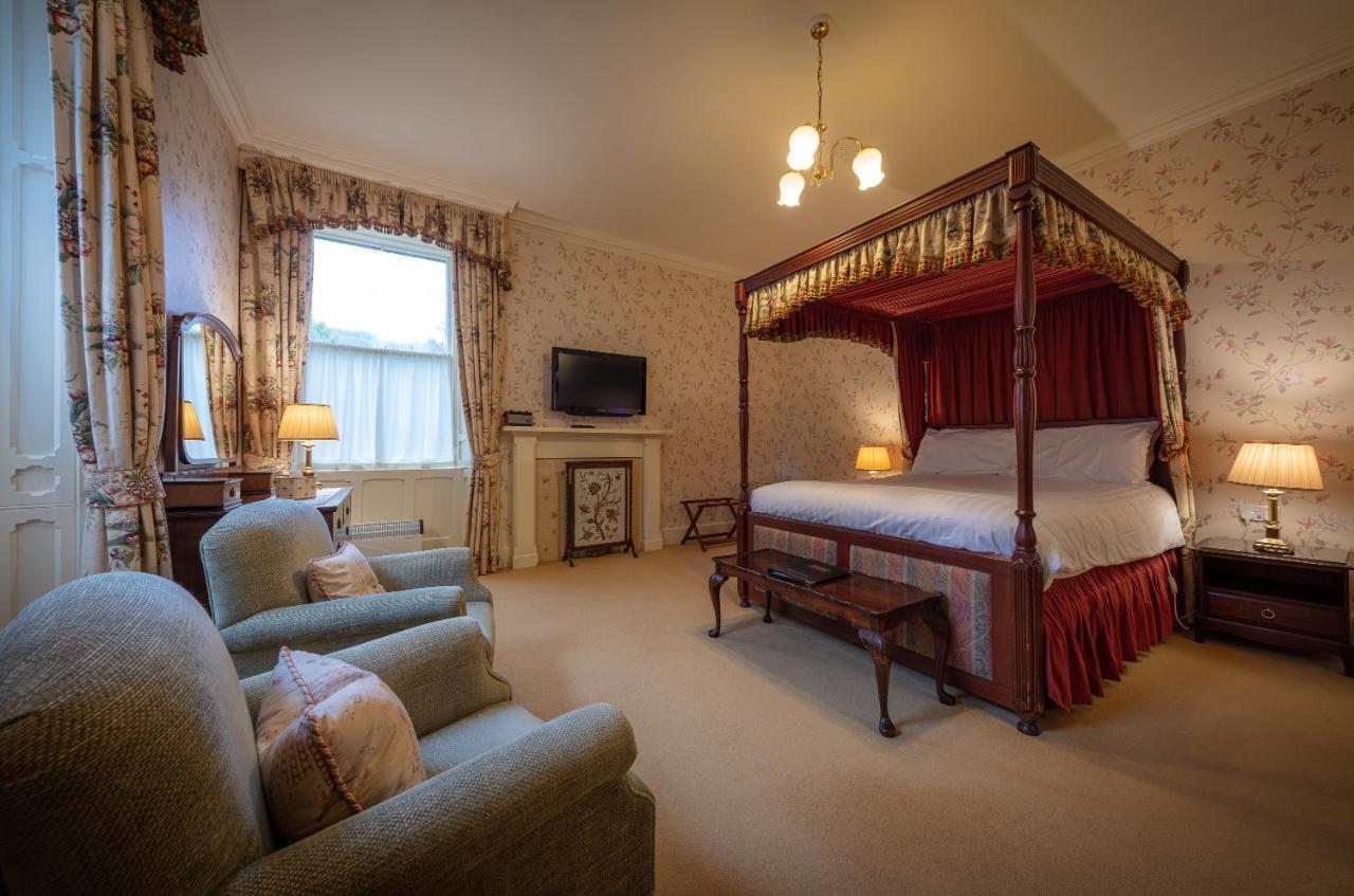 Glengarry Castle Hotel อินเวอร์การ์รี ภายนอก รูปภาพ
