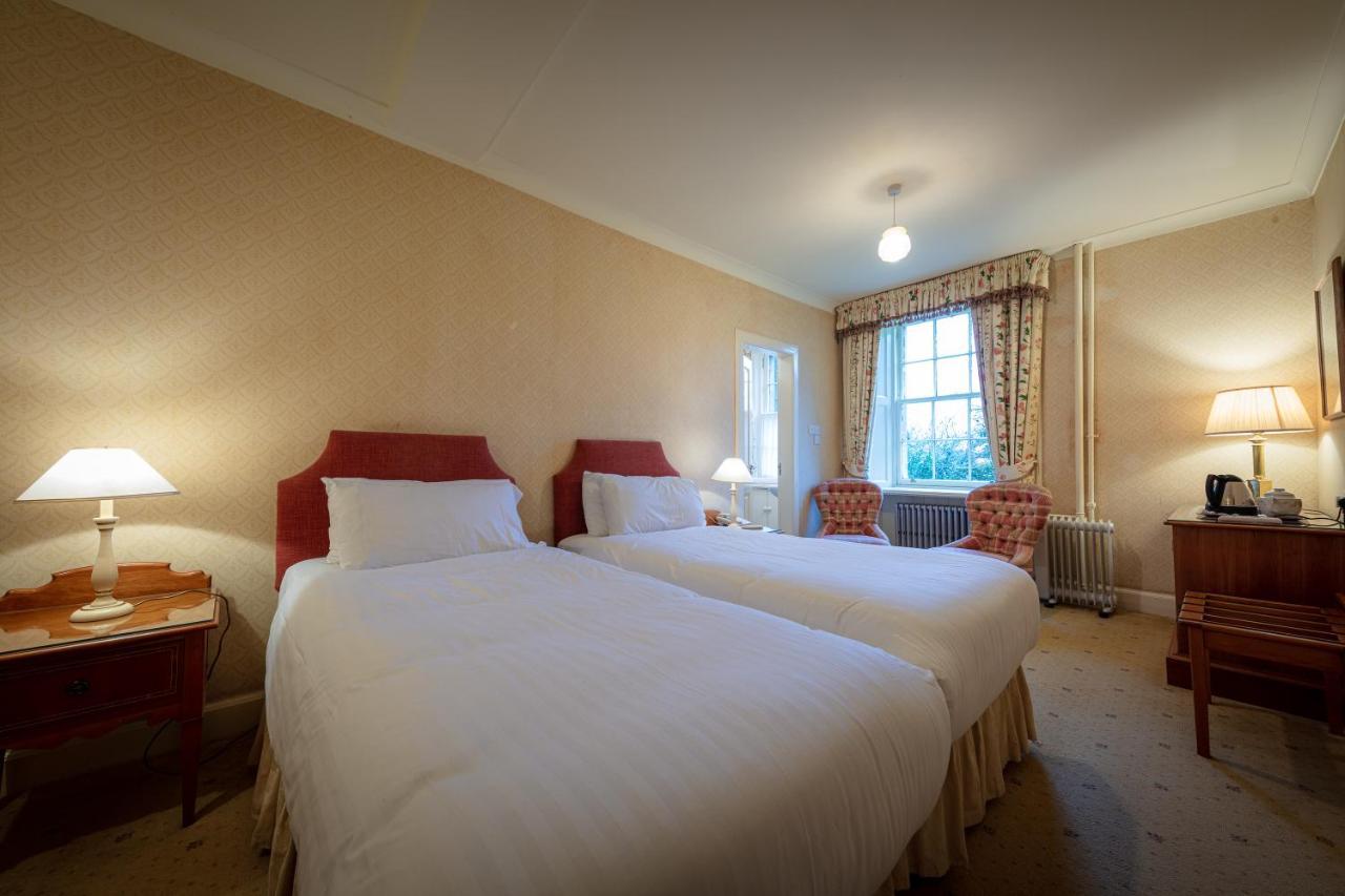 Glengarry Castle Hotel อินเวอร์การ์รี ภายนอก รูปภาพ