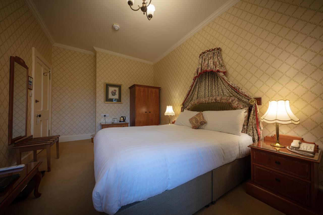 Glengarry Castle Hotel อินเวอร์การ์รี ภายนอก รูปภาพ